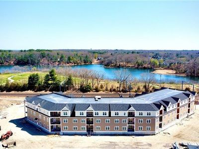 9 Joseph N Zenga Jr Blvd #107, East Greenwich, RI, 02818