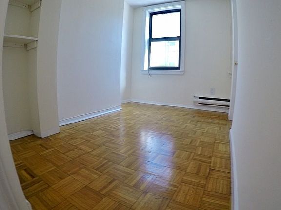 4th image of 549 E 13th St APT 1