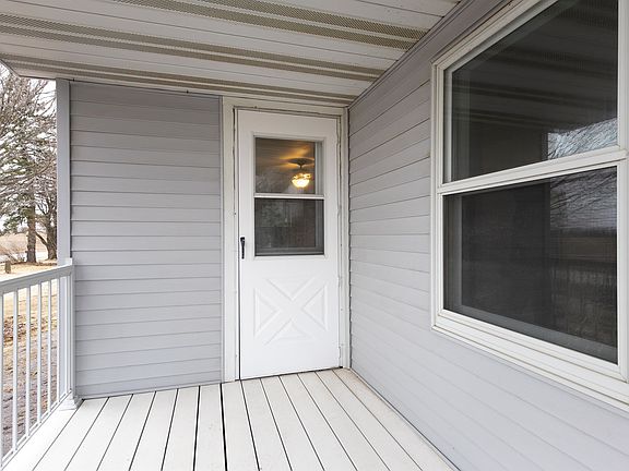 4th image of W7549 Spring Rd