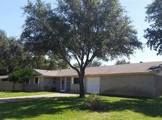 103 Candlewood Rd, Laredo, TX 78045