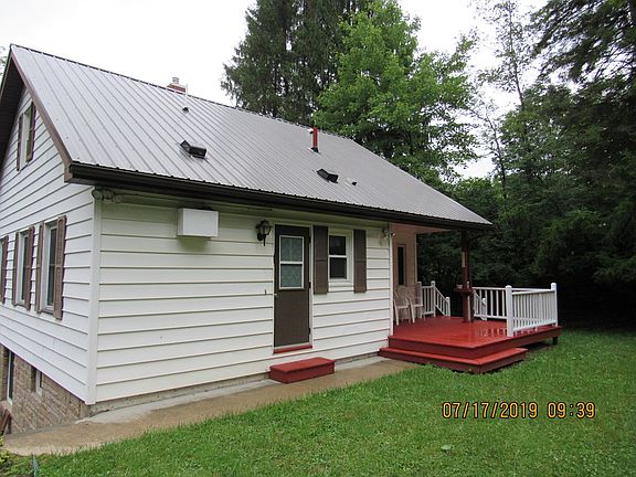 3rd image of 301 E Bissell Ave