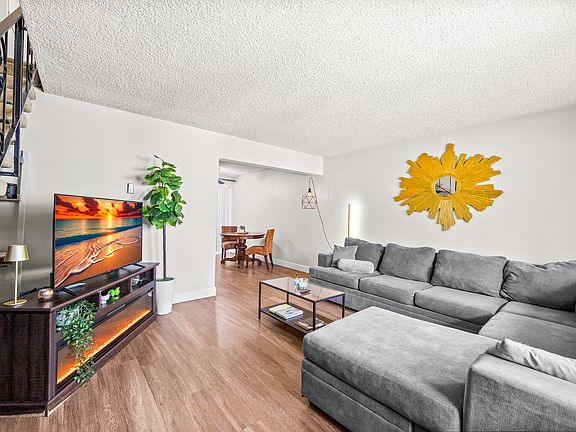 5th image of 12021 Bailey St APT 4