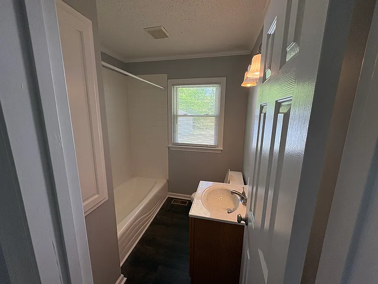 313 Kernodle Dr — Photo 5