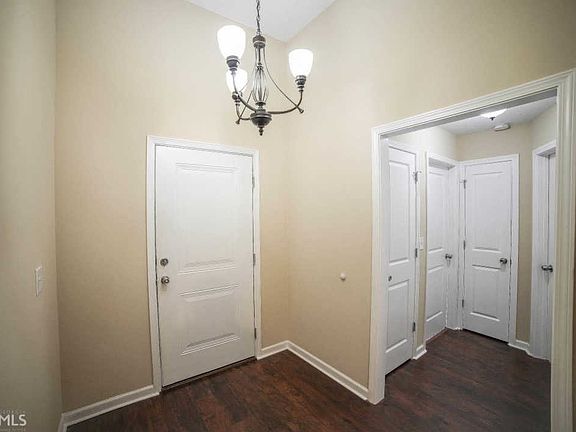 5th image of 177 Northwood Dr