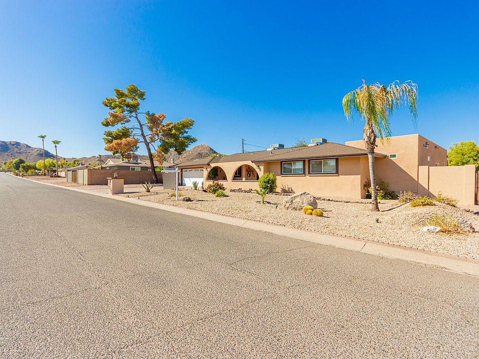 1st image of 2950 E Emile Zola Ave
