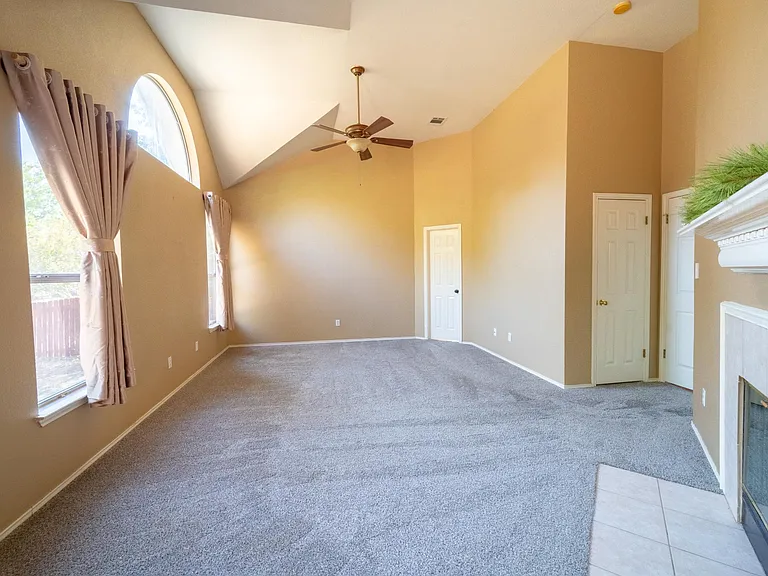 1108 Antelope Rdg — Photo 35