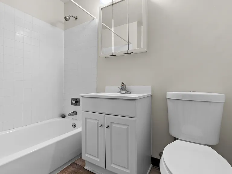 136 Main St #205 — Photo 6
