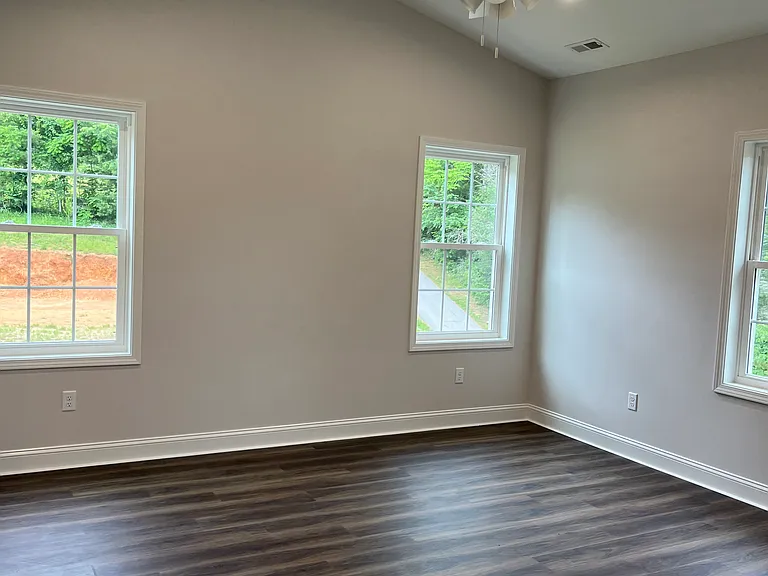 240 Old Farm School Rd — Photo 10