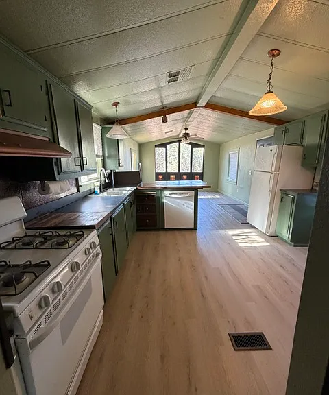 3215 N Joyce Rd — Photo 3