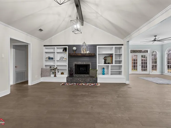 5524 Hickory Ridge Dr, Bossier City, LA 71111