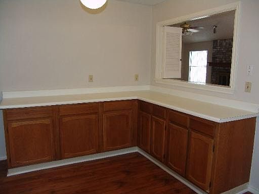 4th image of 4606 STONEY VIEW