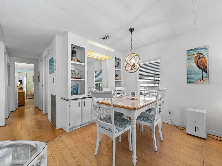 806 S Jade Dr — Photo 6
