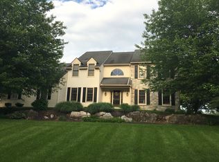 35 Olde Mill Ct, Lititz, PA 17543