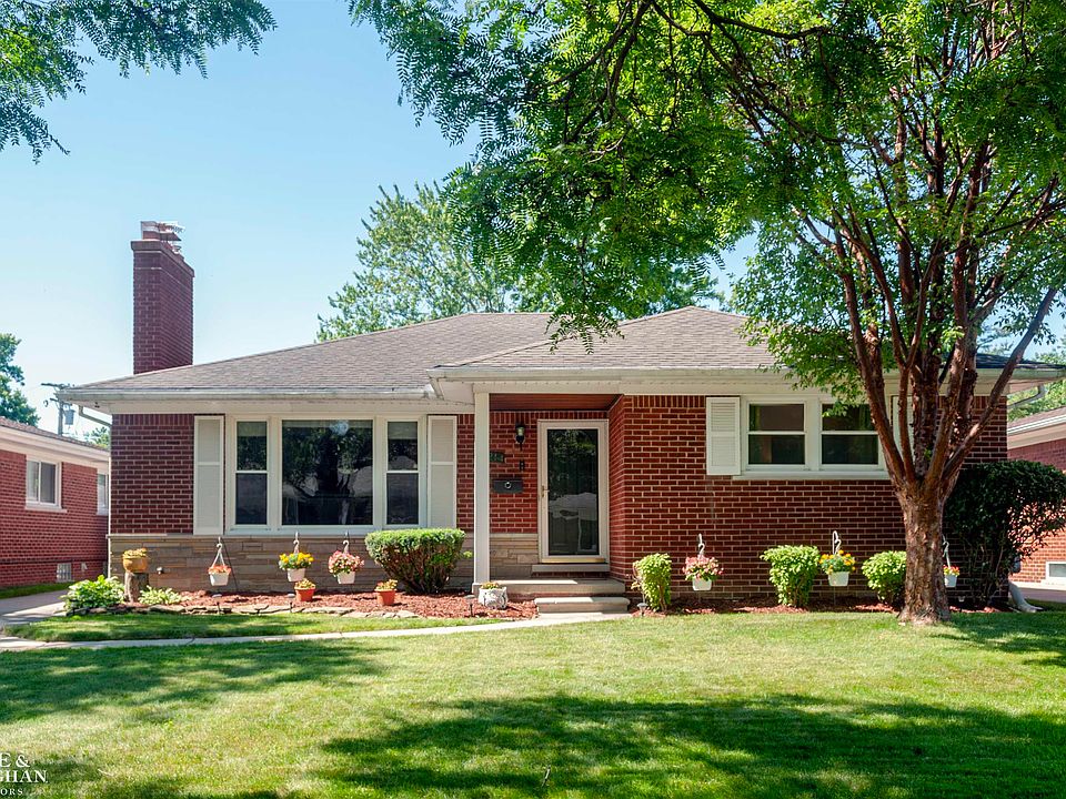 1st image of 21214 Parkcrest Dr