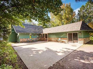 4748 Breezy Point Rd, Duluth, MN 55803