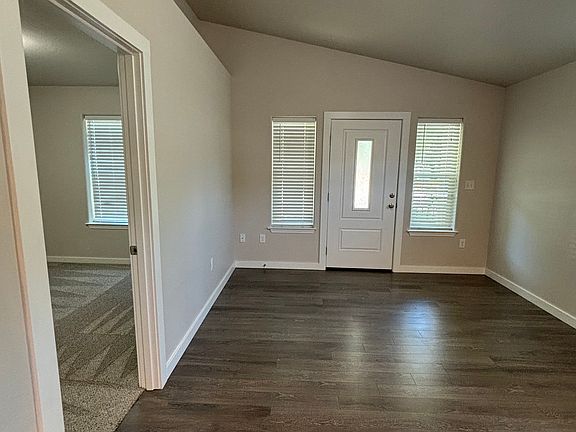 5th image of 1443 Playford Ln #1443