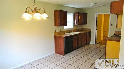 5th image of 13834 Cane Dr
