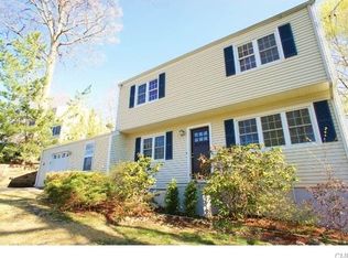 30 Ledgewood Dr, Norwalk, CT 06850