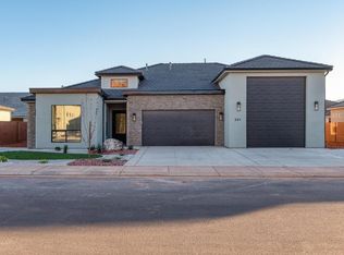 351 W Refuge Rd, Ivins, UT 84738