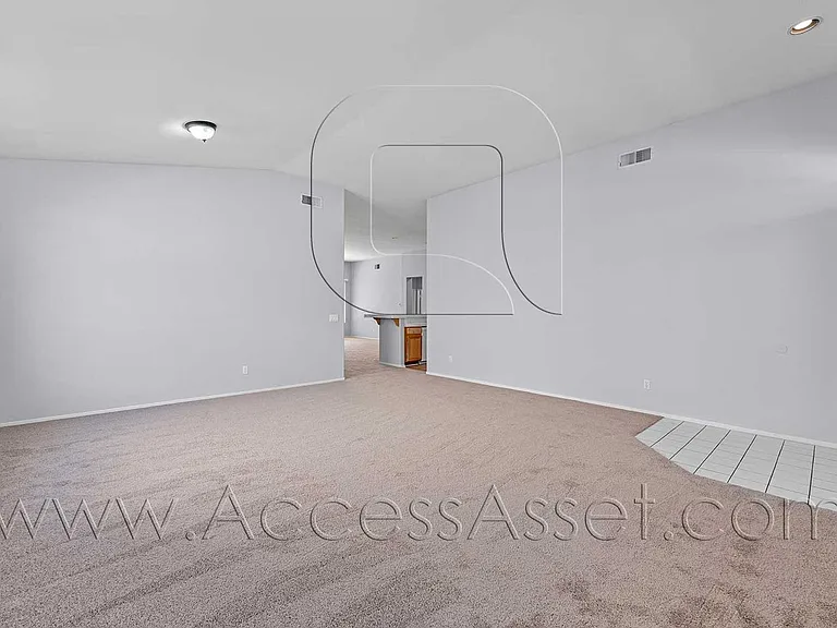 27090 Adelanto Dr — Photo 21