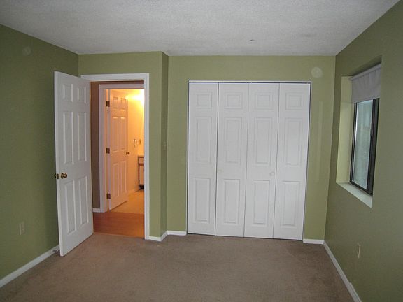 2nd image of 1724 Blackstone Dr