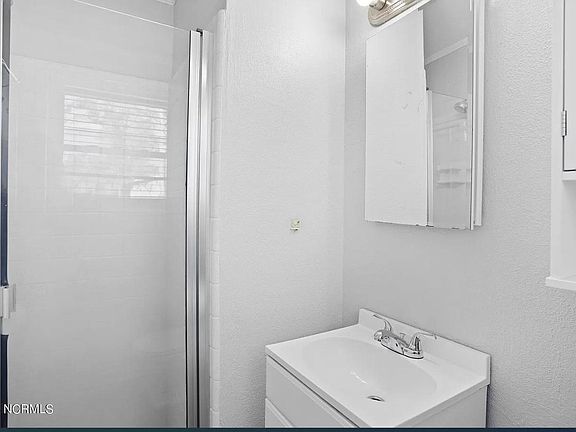 2nd image of 131 Parkwood Dr