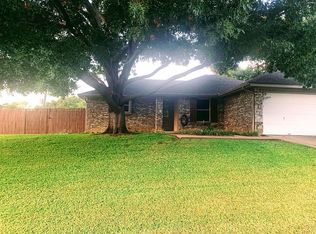 1901 Paisley St, Denton, TX 76209