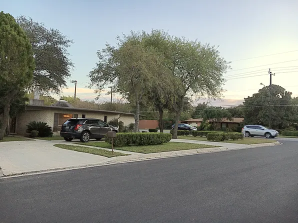 918 Briarcliff Dr, San Antonio, TX 78213