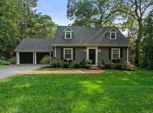 11 Comeau St, Wellesley, MA 02481