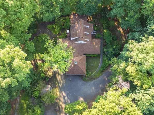 560 Bethlehem Church Rd, Eden, NC 27288