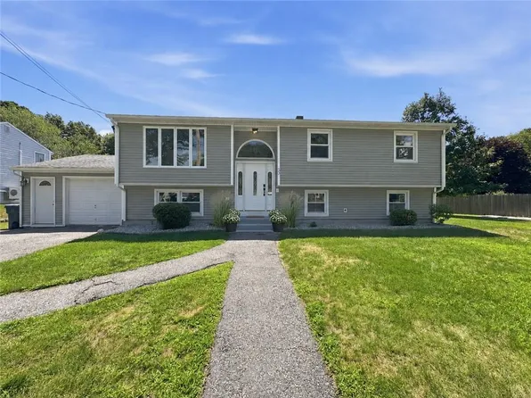 53 Buena Vista Ave, Warwick, RI 02889