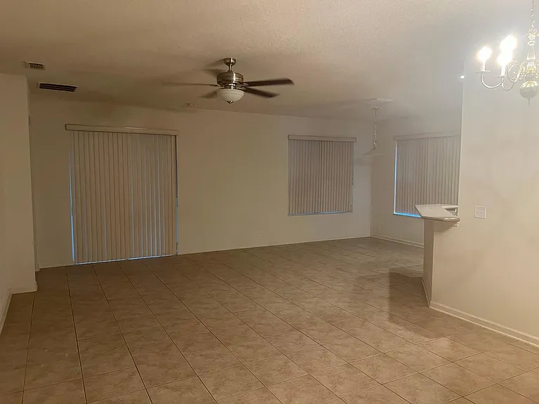 465 Victoria Hills Dr — Photo 16