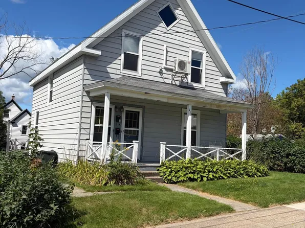 217 Union St, Sydney, NS B1P 4Y2