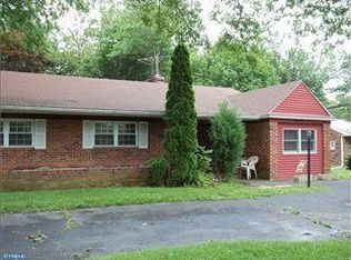 3063 Pine Rd, Huntingdon Valley, PA 19006
