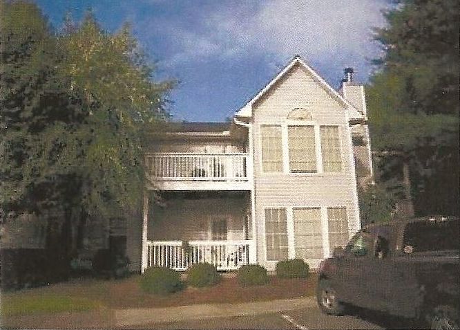 BEAUTIFUL MAYFAIR CONDO