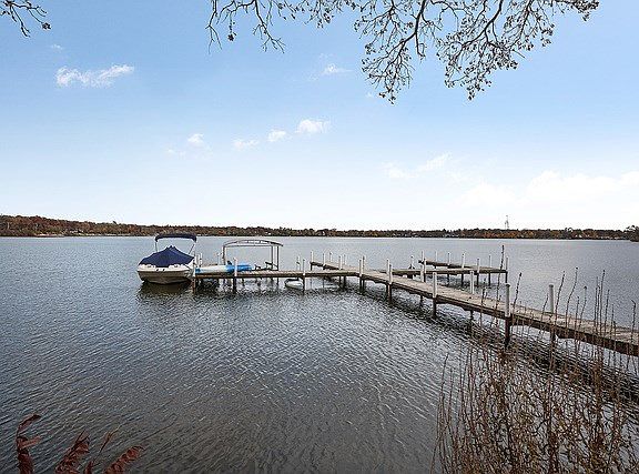 5th image of 215 Sandy Point Ln #215