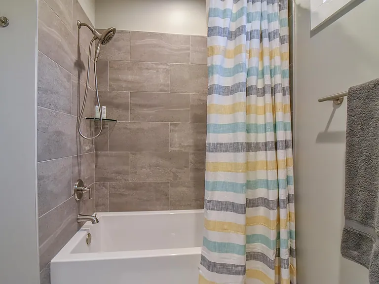 206 Josephine Ln — Photo 3