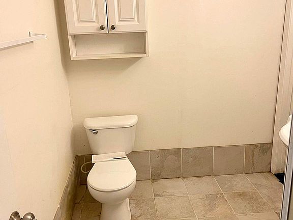 3rd image of 13125 Putnam Cir