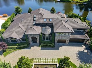 1328 85th Ave NE, Clyde Hill, WA 98004
