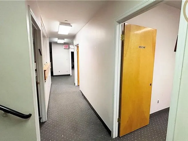 Studio, $7,000 — Photo 2