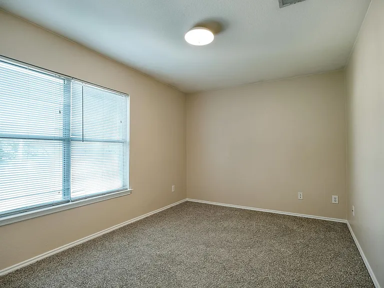 7537 Redrick Dr — Photo 14