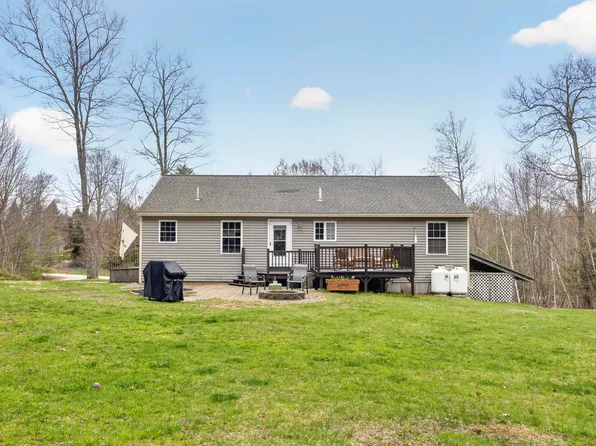 40 Rustic Way, New Gloucester, ME 04260