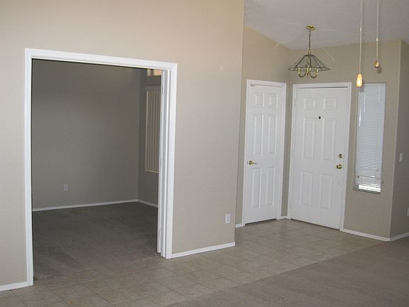 4th image of 8405 W Willow Ave
