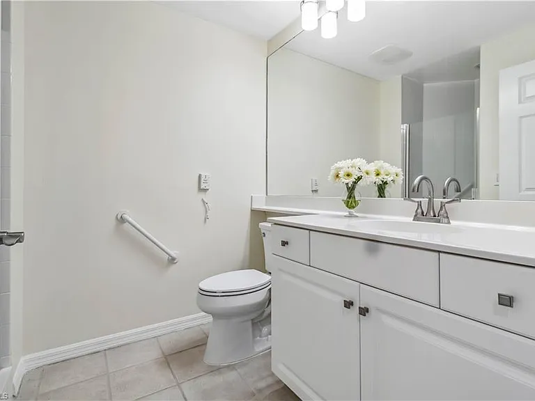 1001 Arbor Lake Dr #101 — Photo 33