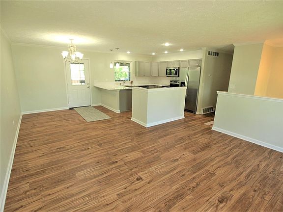 2nd image of 11855 Belgreen Ln