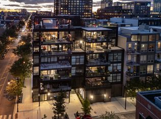 6 N Carpenter St #5B, Chicago, IL 60607