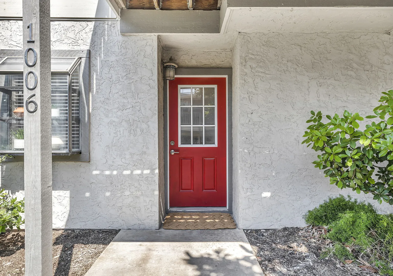 Remodeled South Congress Condo, Gated Community — Photo 3