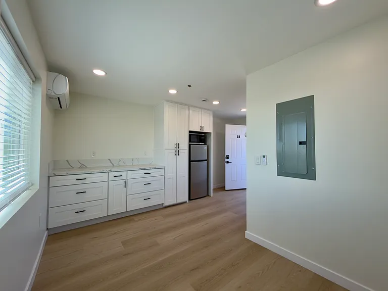6602 Manning St #18 — Photo 2