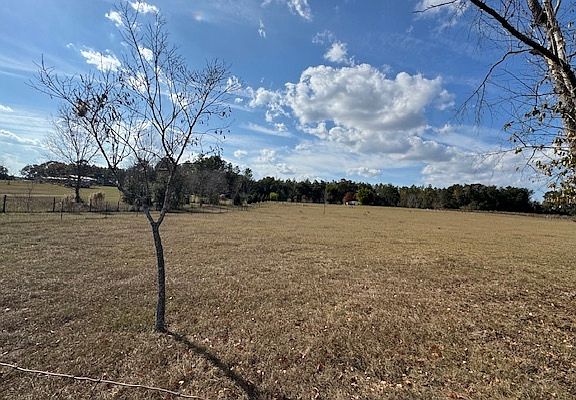 5th image of 21047 Sw Ln #137