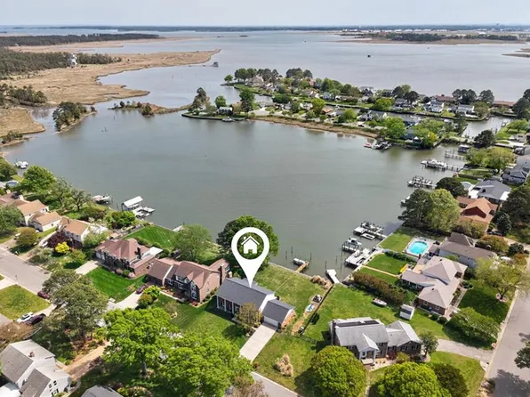 6 Canal Dr, Poquoson, VA 23662